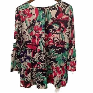 Pappagallo Spring Floral Peplum 3/4 Bell Sleeves Top